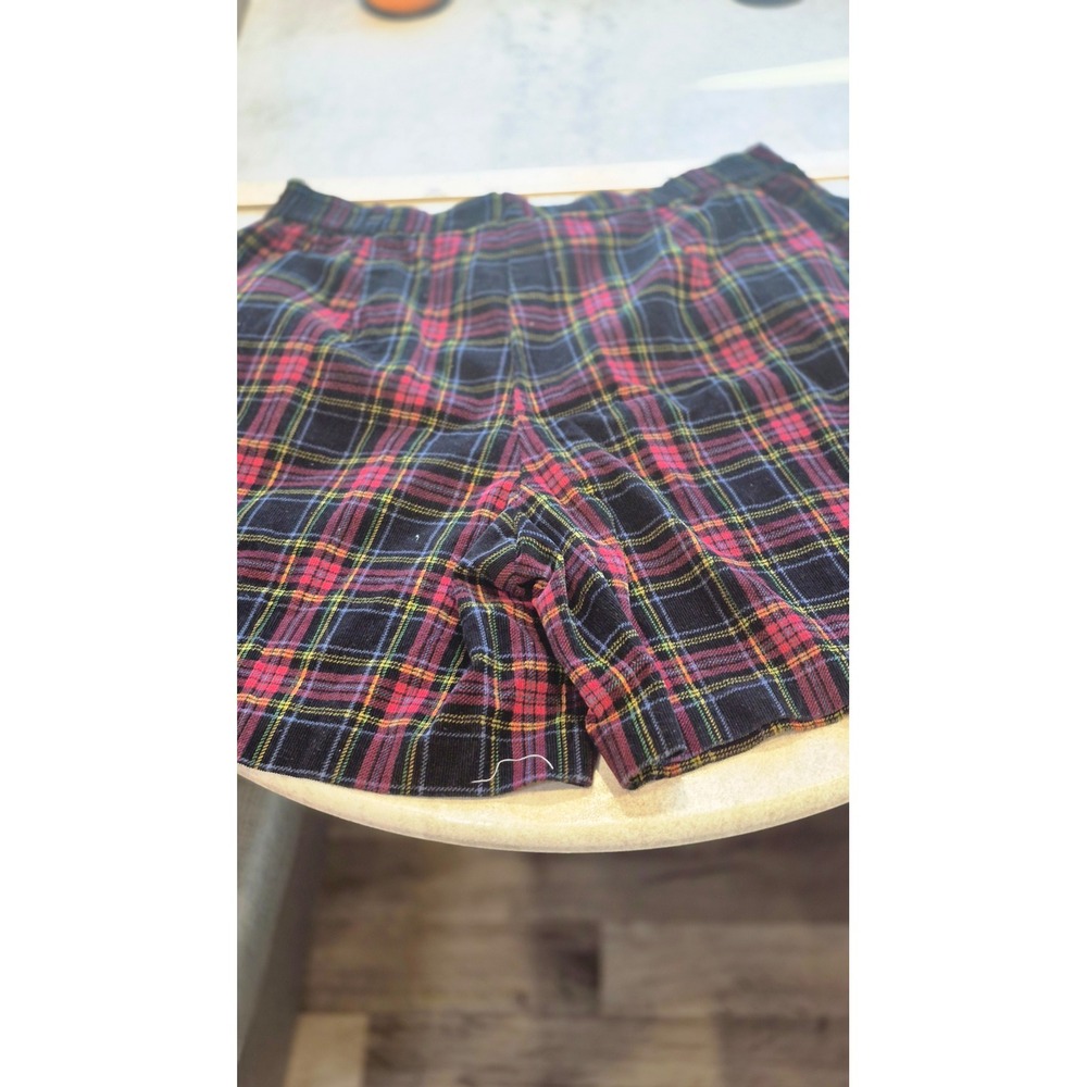 Vintage Plaid Corduroy Shorts Womens 18 Black Red Tartan Grunge Cottagecore - Picture 11 of 14
